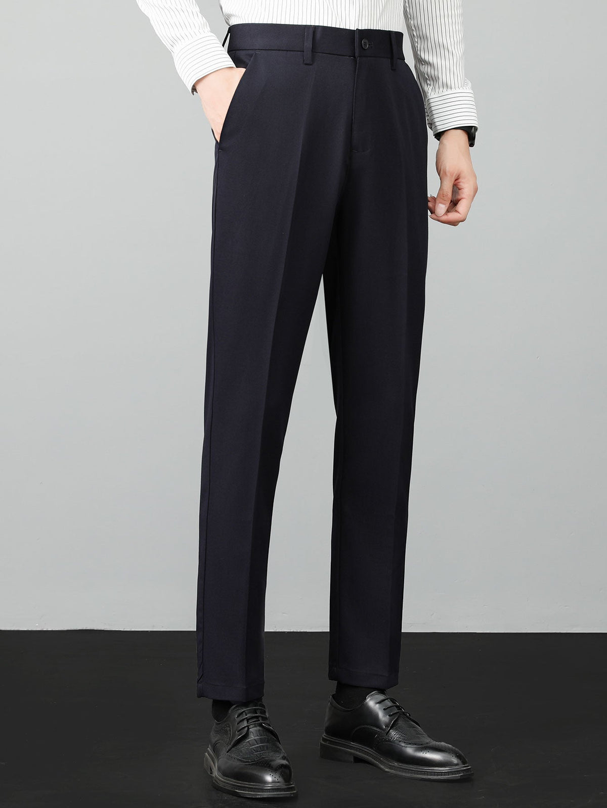 Linen Ribbed Knit Polo & Slim Fit Tapered Trousers
